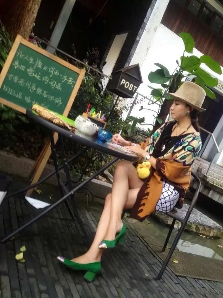 连少爷的主播照片