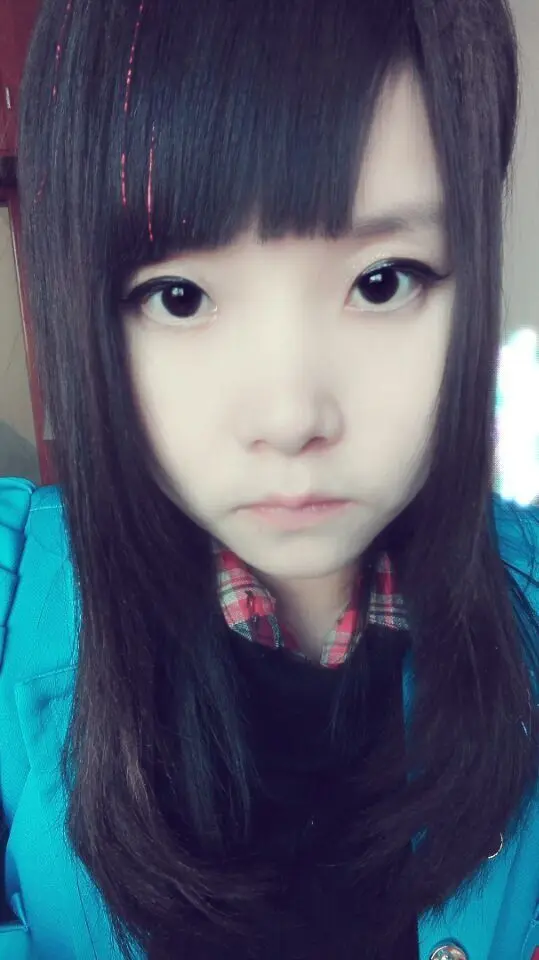 ︶ㄣ冷面娇娃╰ゝ玲儿的主播照片