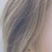 啪嗒丶