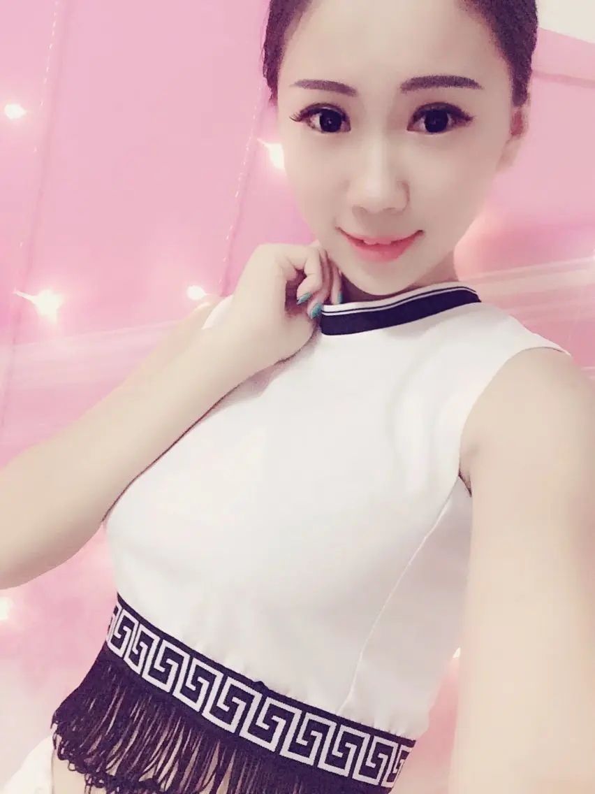 シ小雨丶Jenny的主播照片