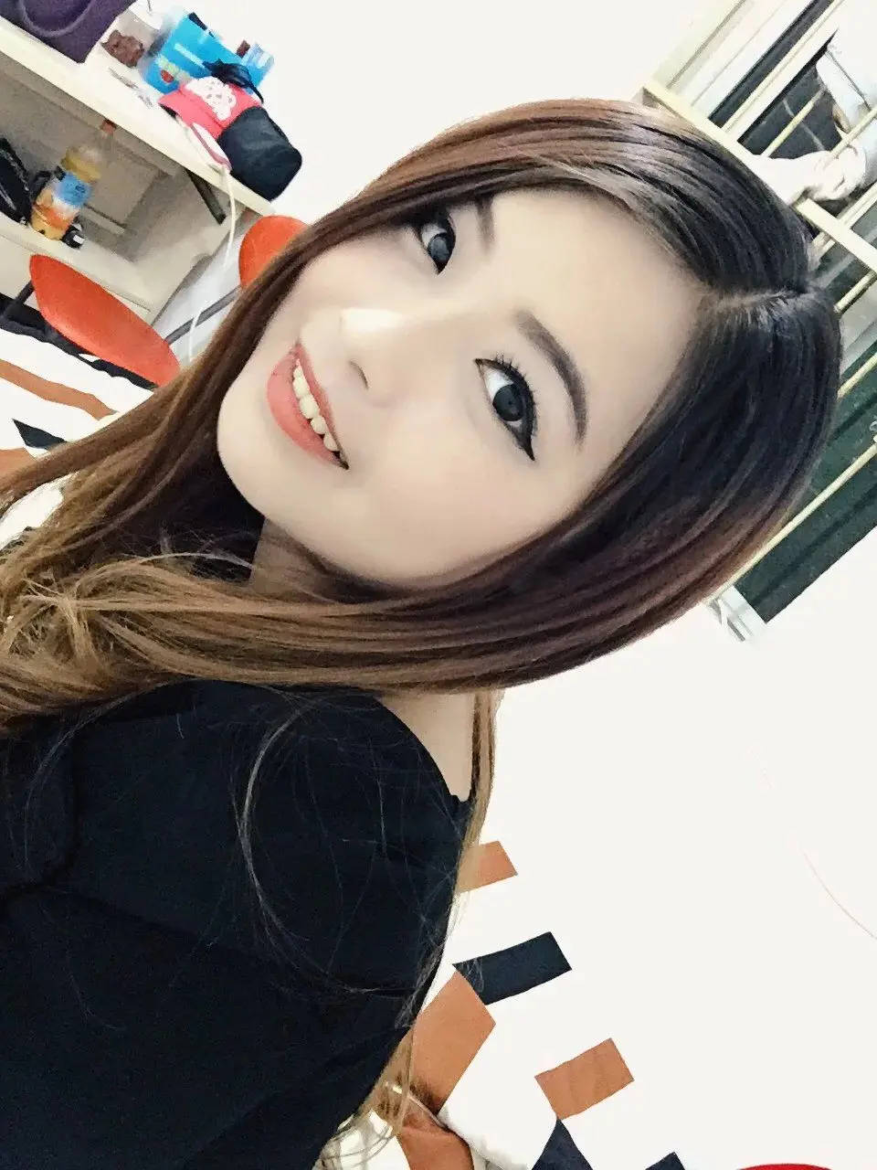TAT╰小菲菲的主播照片