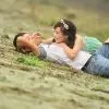 〃执笔写下情。