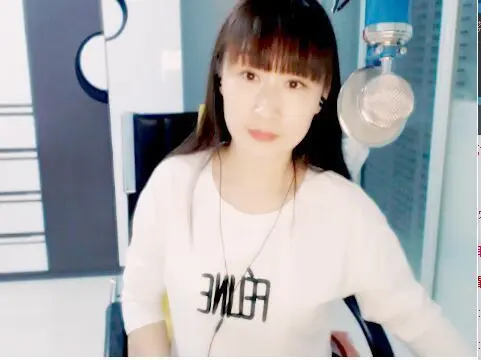 唯爱一芬达的可乐的主播海报