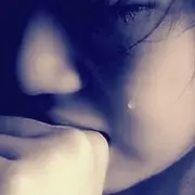 微信_雨中吻你60秒