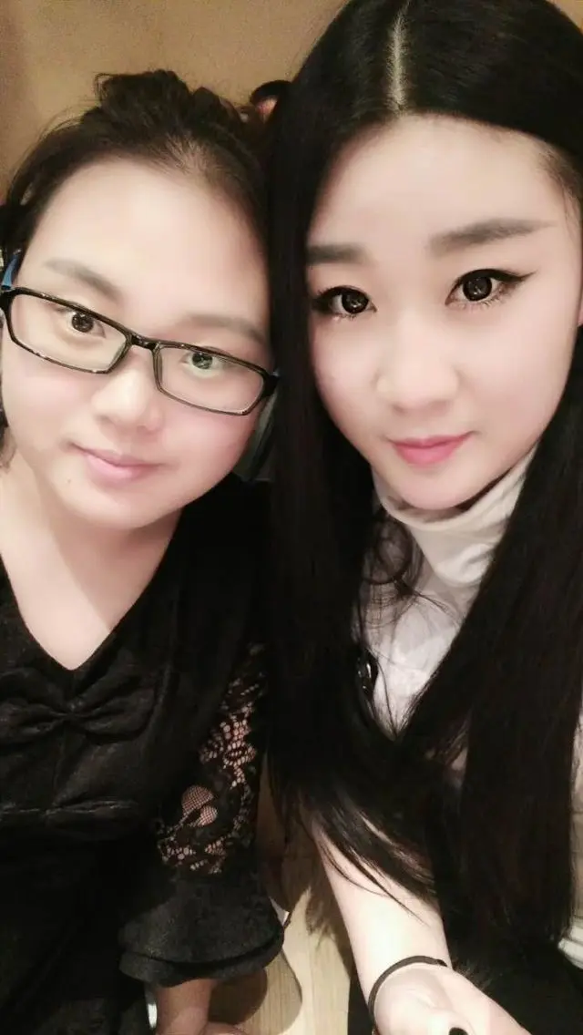 😁小瓶盖的主播照片