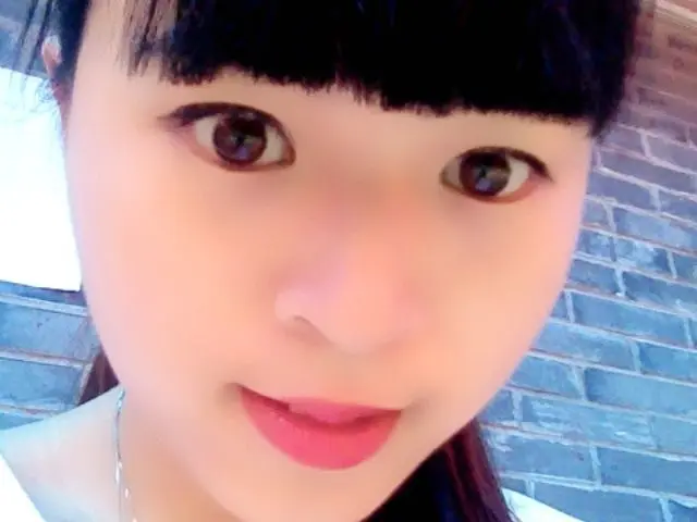 依琳小镇的主播照片