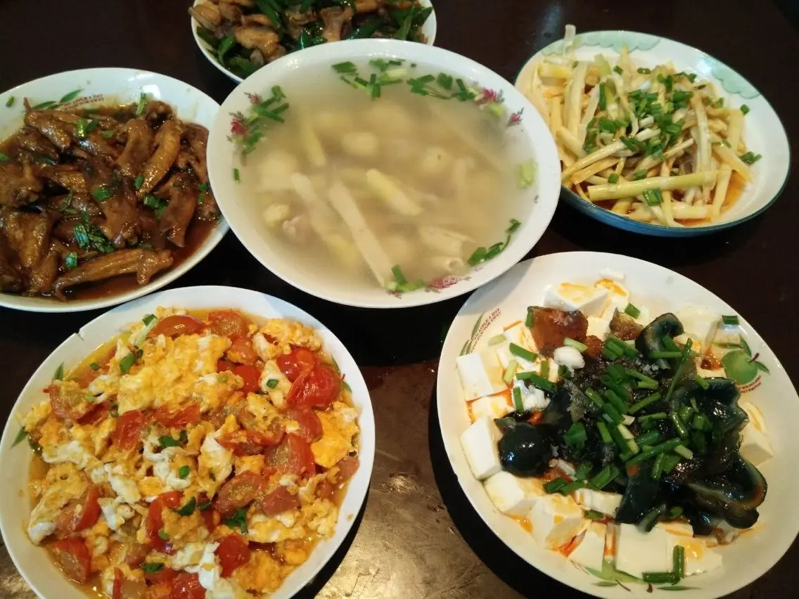 莫莫莫莫凡的主播照片