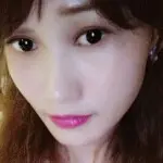 静静是个白富美哦
