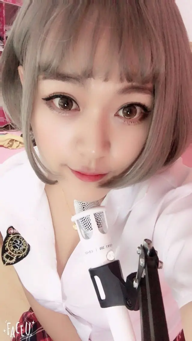 晓秋er求守护！的主播照片