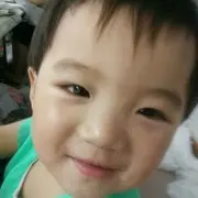 陈果果w