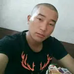 伍神龙保平安的主播照片