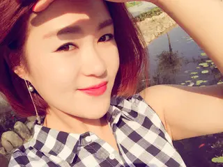 小妹，朵朵的主播照片