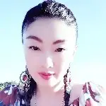 清晨的姑娘