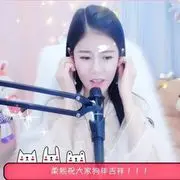 东风寄千愁