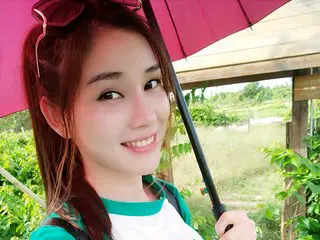 苦中有樂的主播照片