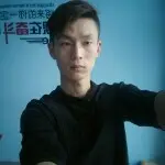 ｛小艾｝