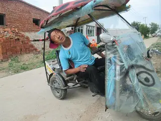 善良人生平安的主播照片