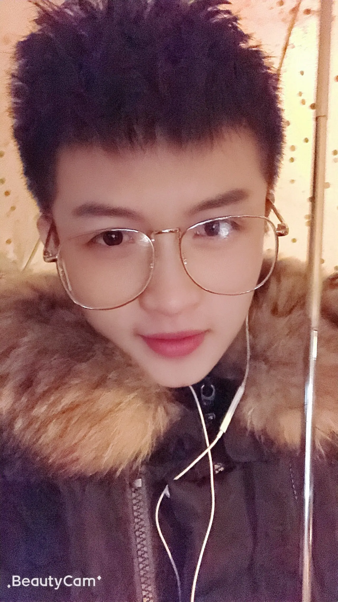 一只傻星辰.com的主播照片