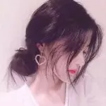 月儿啊。
