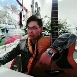 阿树爱弹唱