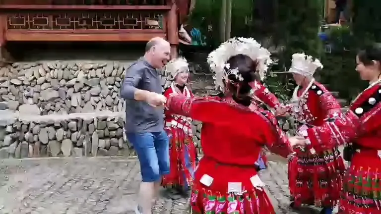 小江在苗寨