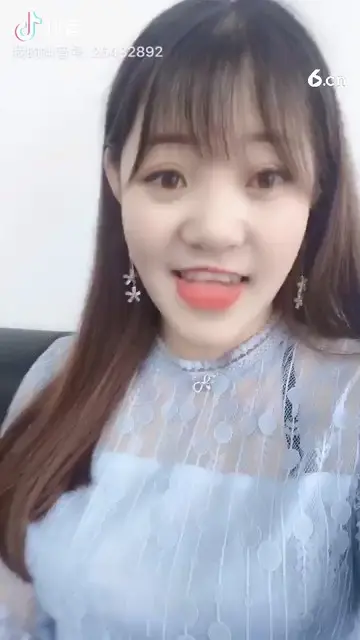 哇塞这个姑娘好美啊，你觉得呢？