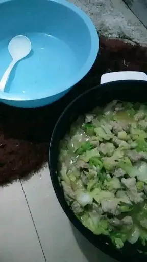 自己炒菜