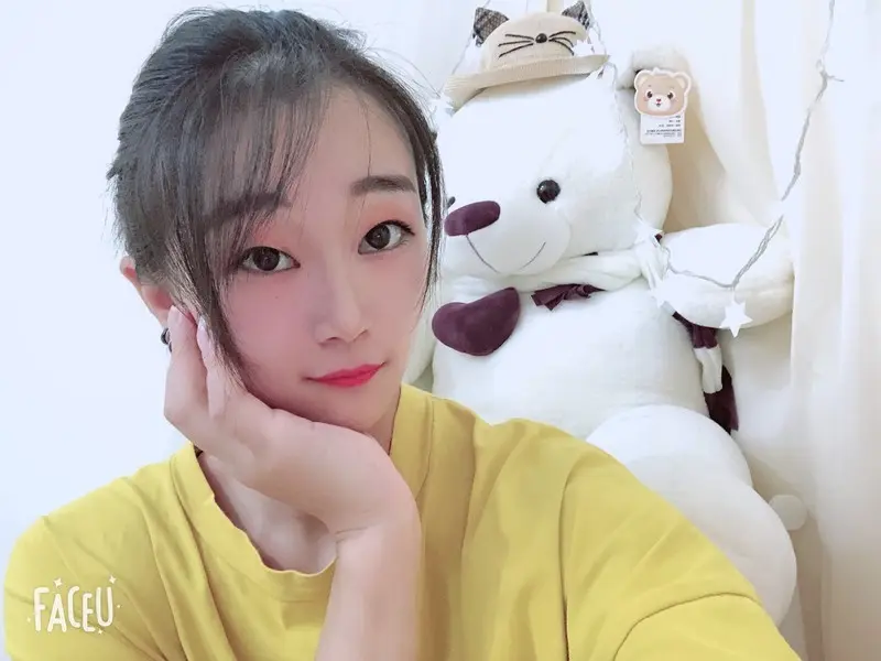 怡茉感恩有你的主播海报