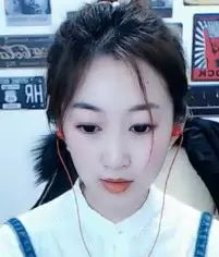 爱笑的小白兔的主播照片