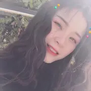 主角是翡翠