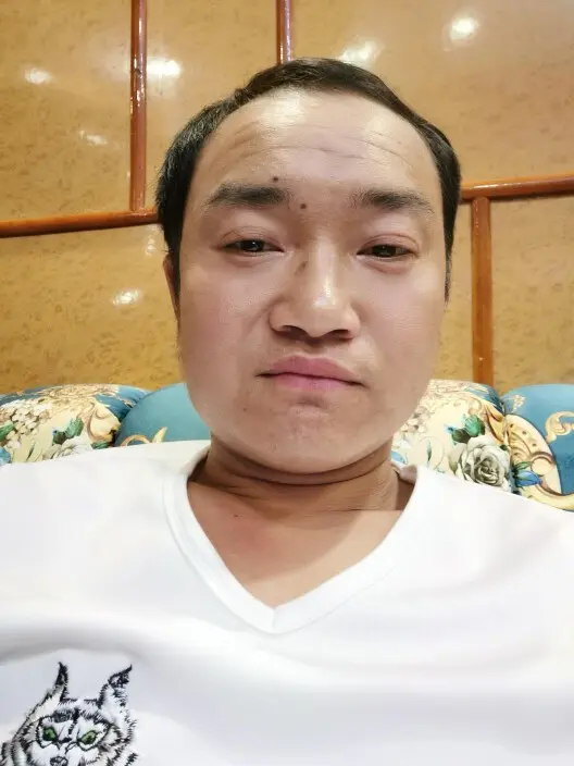 雪鹰战神的主播照片