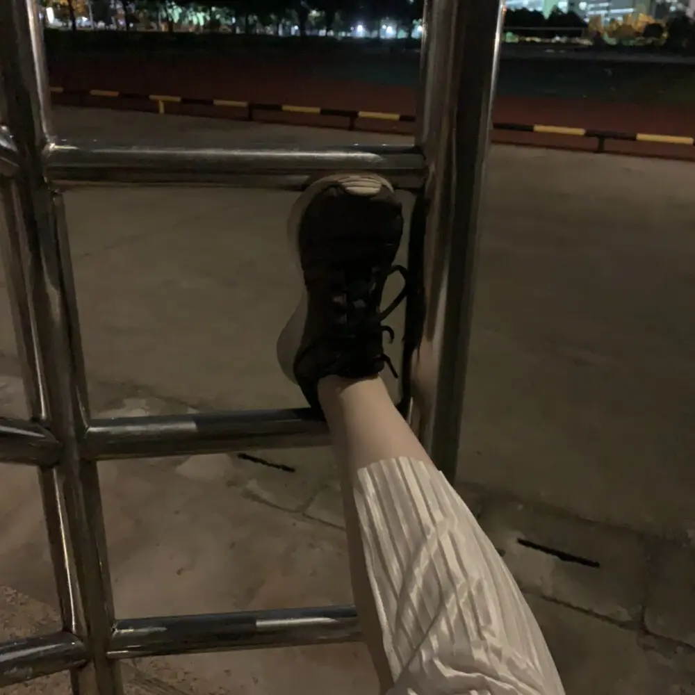 零零在学校隔离中😢的主播照片