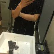 ↗鐘葦恩↗️的用户头像
