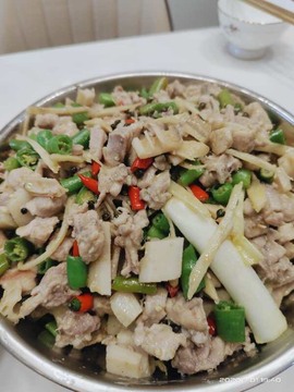 凑美没人爱的图片