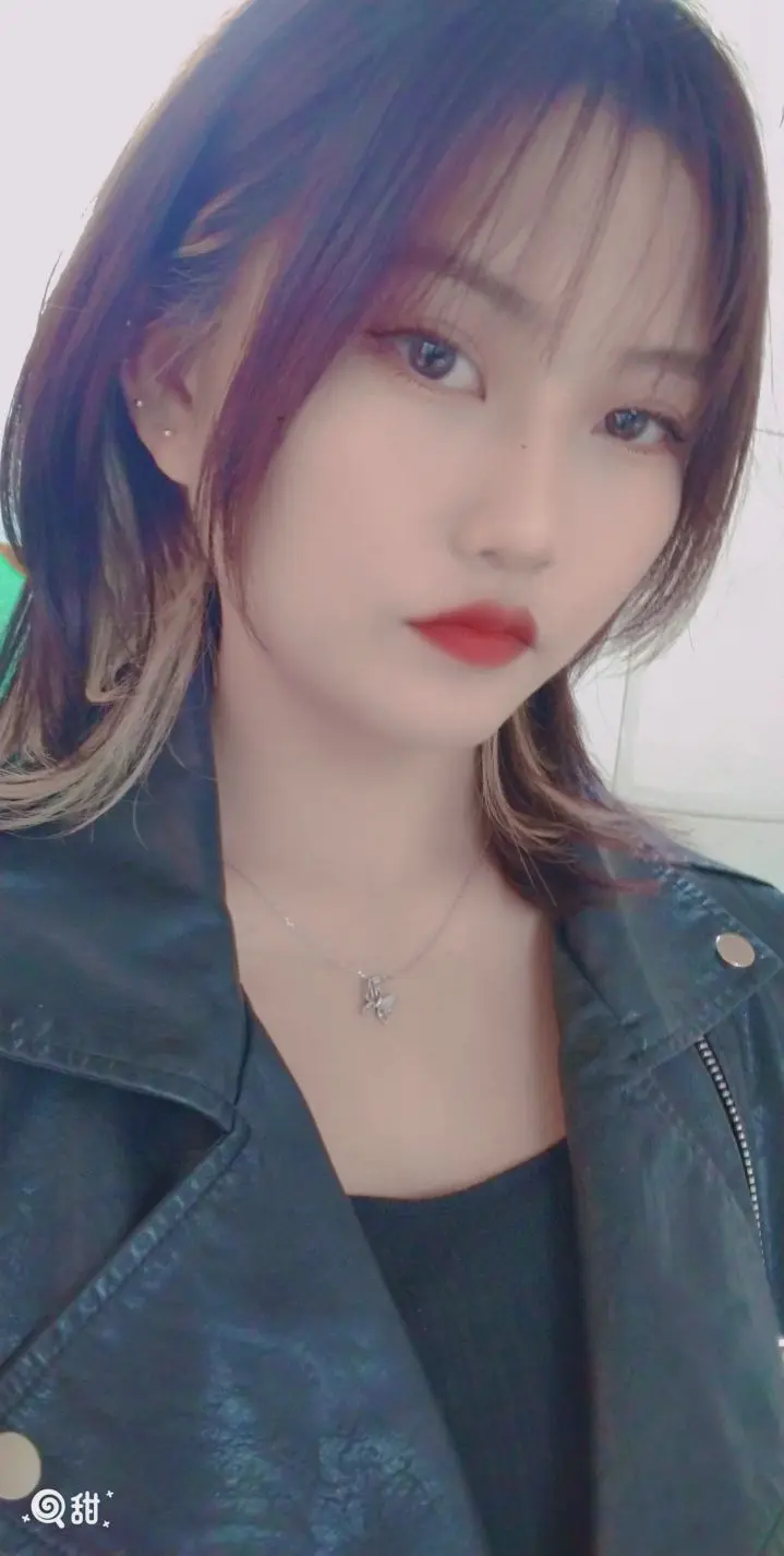✨玻璃蓝🍓的主播照片