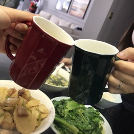 🌻小七（安静唱歌）的图片