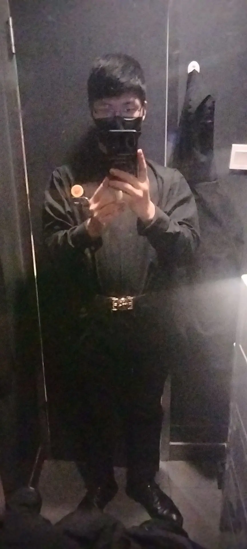 鱼跃龍门♟的主播照片