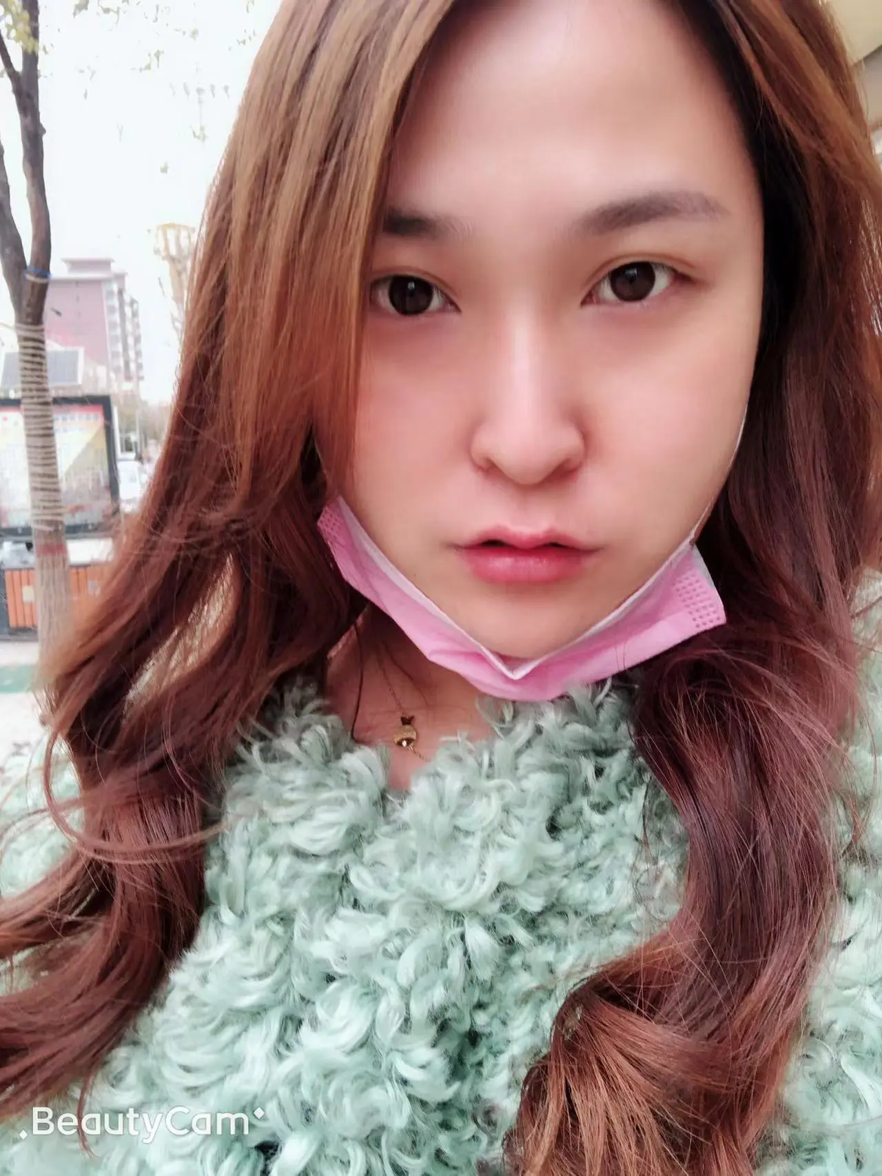 Caryn’s的主播照片