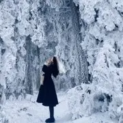 新人雪瑶