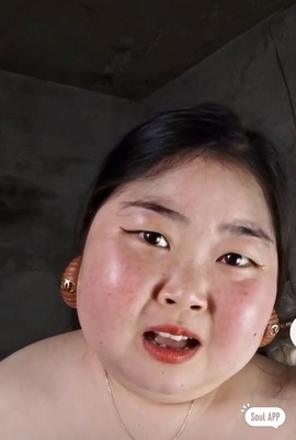 叫我靓仔呀的图片