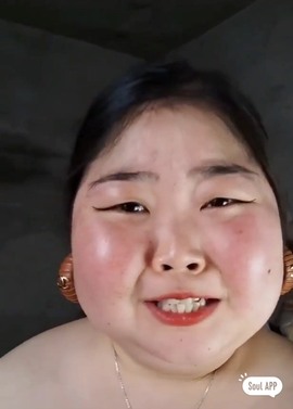 叫我靓仔呀的图片
