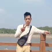 相见恨晚983的用户头像