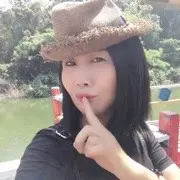 欧阳莫青翡翠