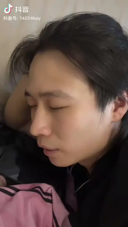 从前，森林里有一只小