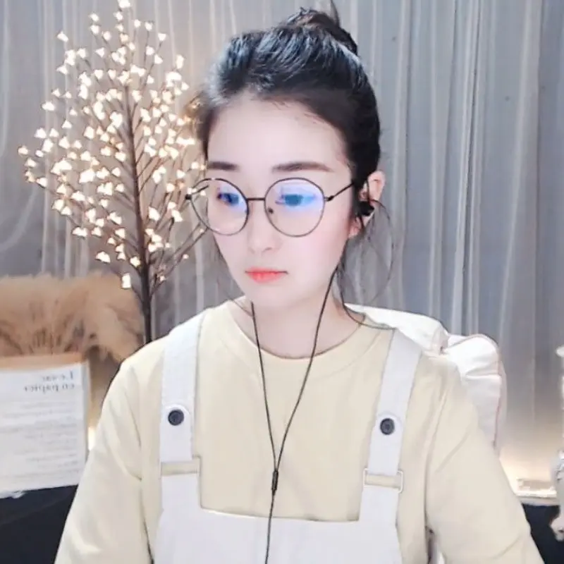念一秋水揽星河