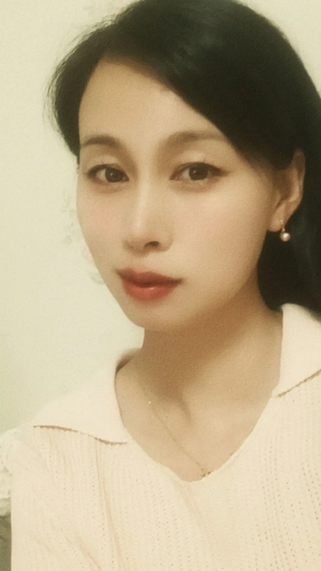 紫色的七主播图片