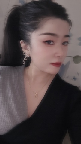 小雅ღ金牌代理丶➹的图片