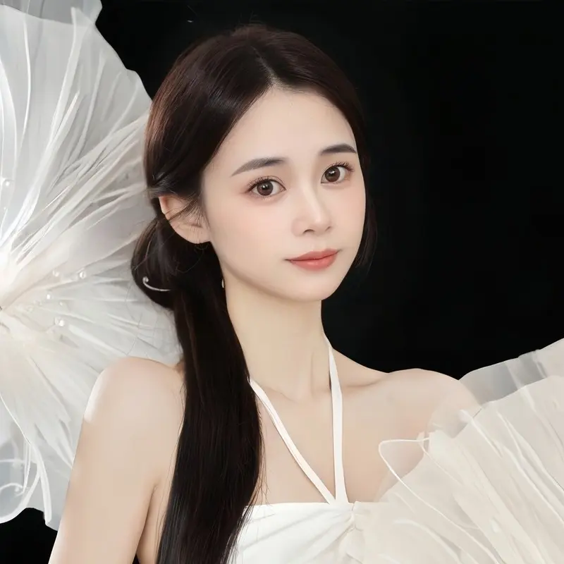 哑馨馨的主播海报