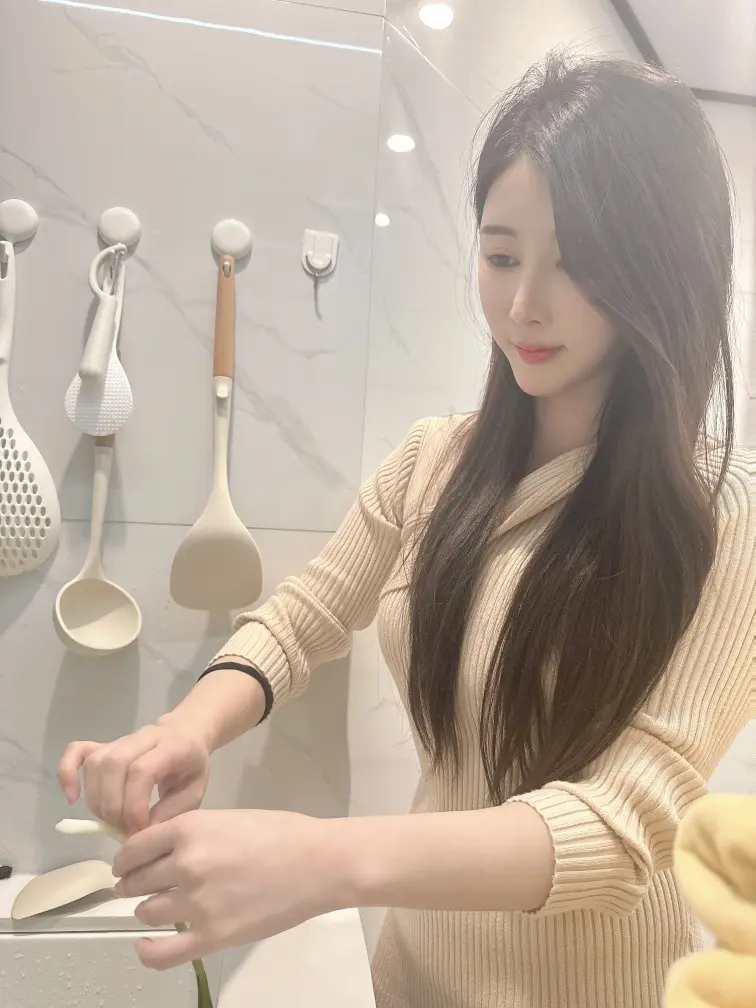 韩冰～下午1点👑的主播照片