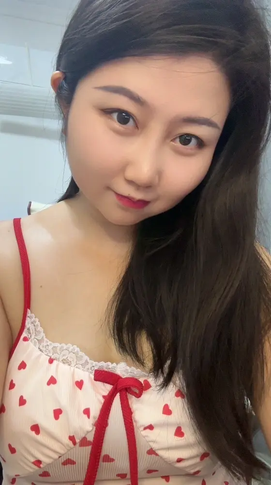 嘚瑟💗主播图片